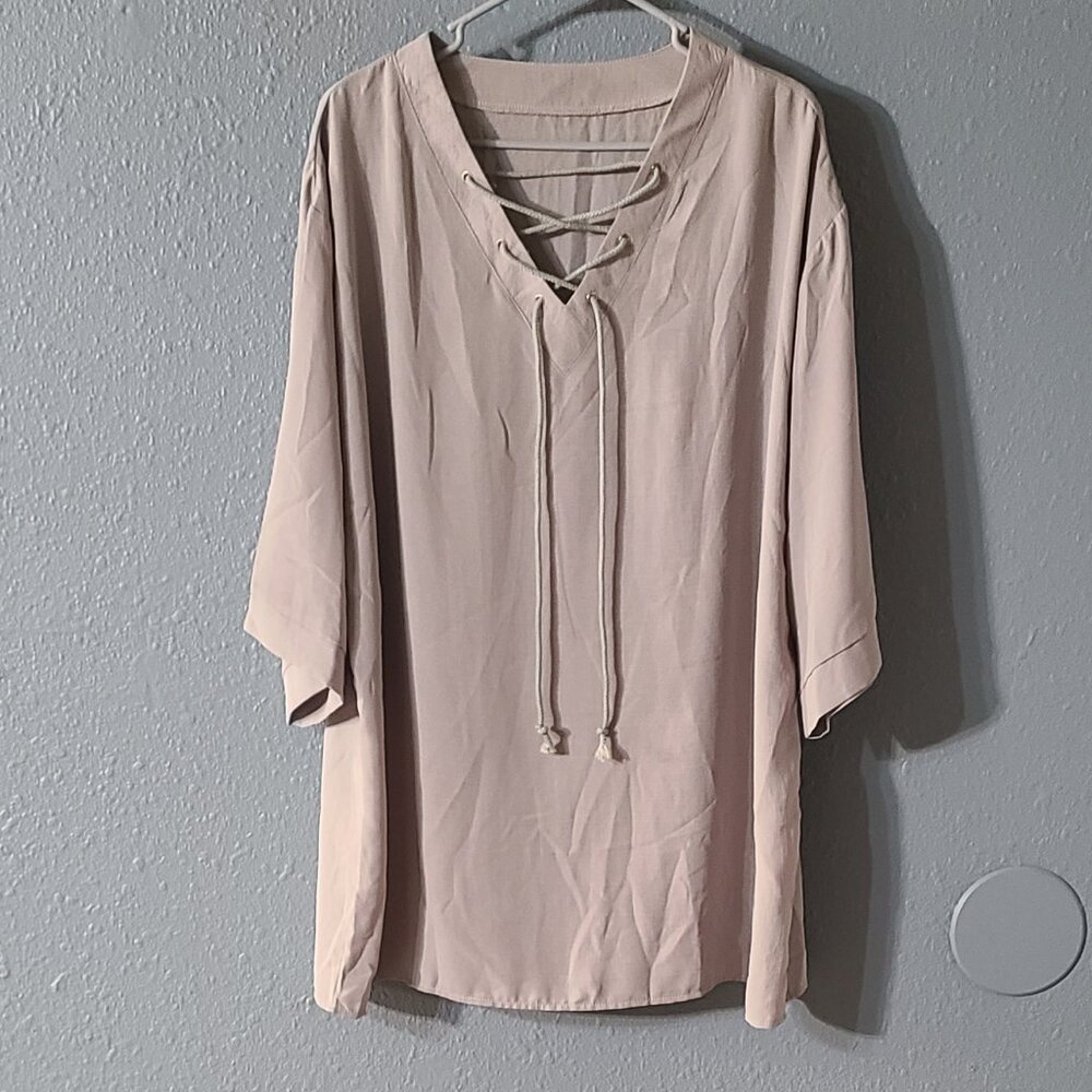 Gray relaxed top